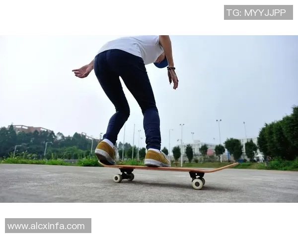 武汉滑板队的团队协作之道：探索滑板运动中的默契与合作精神